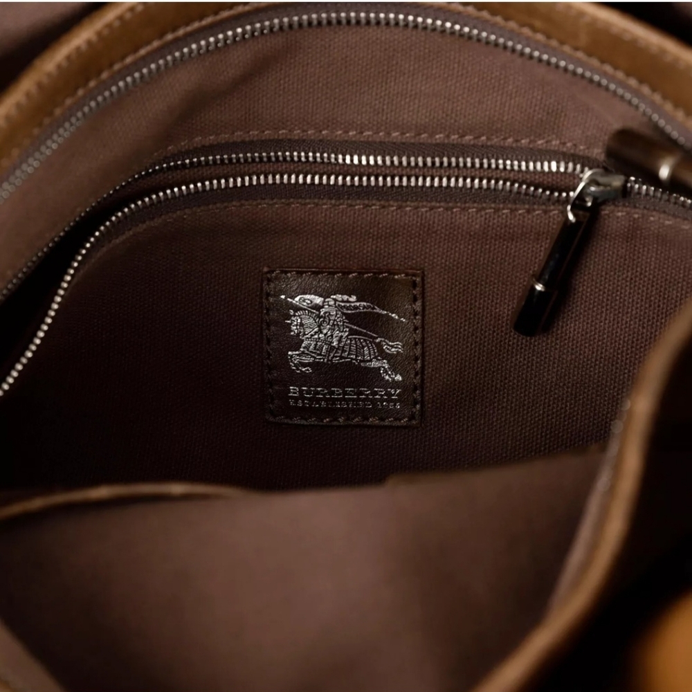Burberry Beaton Bag - Picture 10 of 16